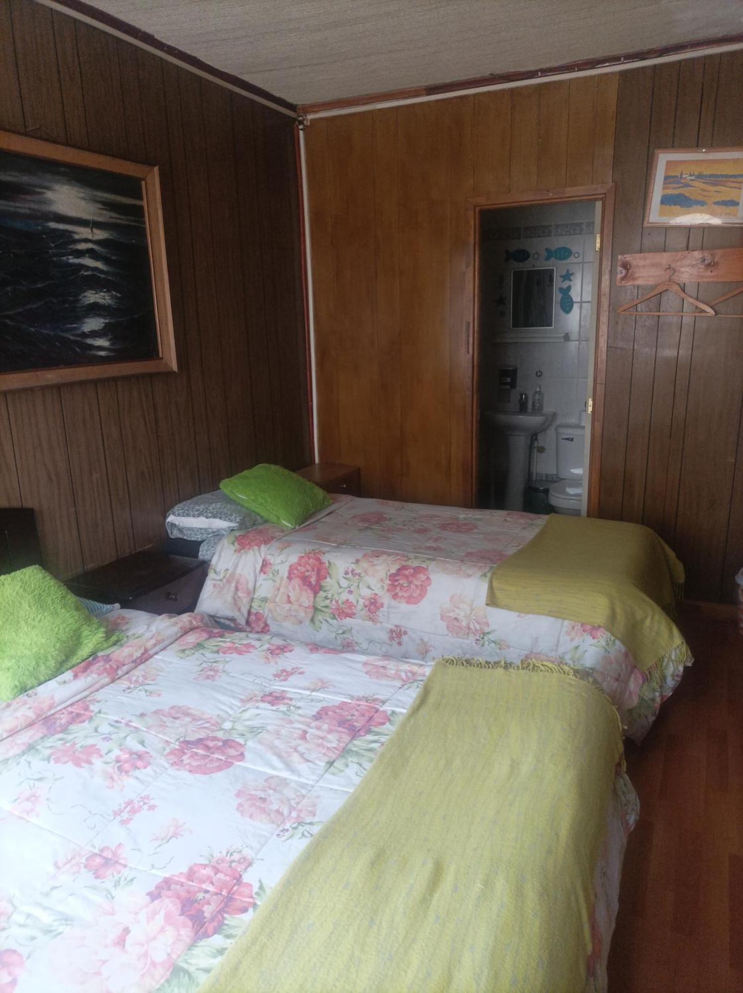 Family House Del Rey Homestay